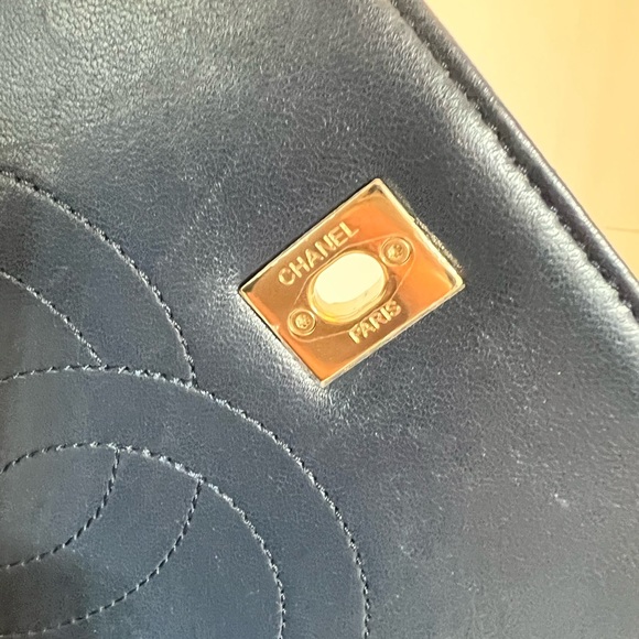 Chanel trendy cc bag size medium - Picture 11 of 12